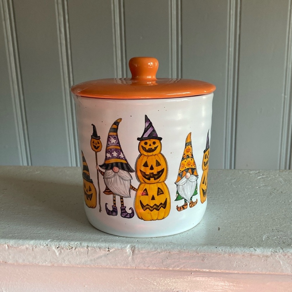 NWT- Double Sided Halloween Themed Gnome 🎃 Ceramic Canister w/ Orange Lid